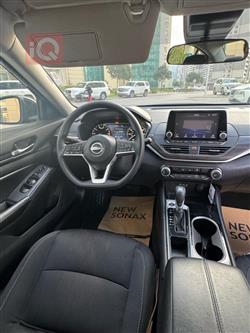 نيسان ألتيما